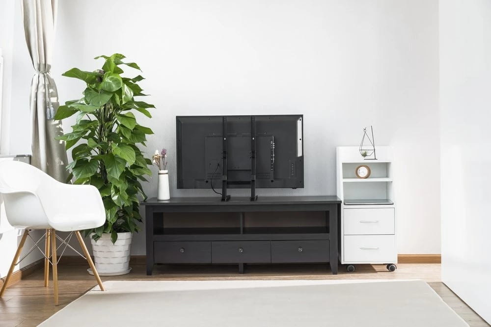 Mbajtëse tavoline për TV Gembird TVS-D70F-01, 37-70 inç, e zezë