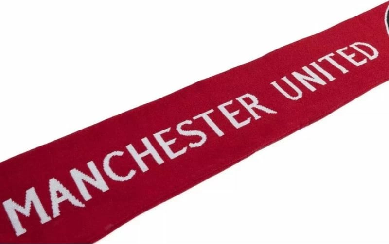 Shall tifozësh adidas Manchester United, kuq