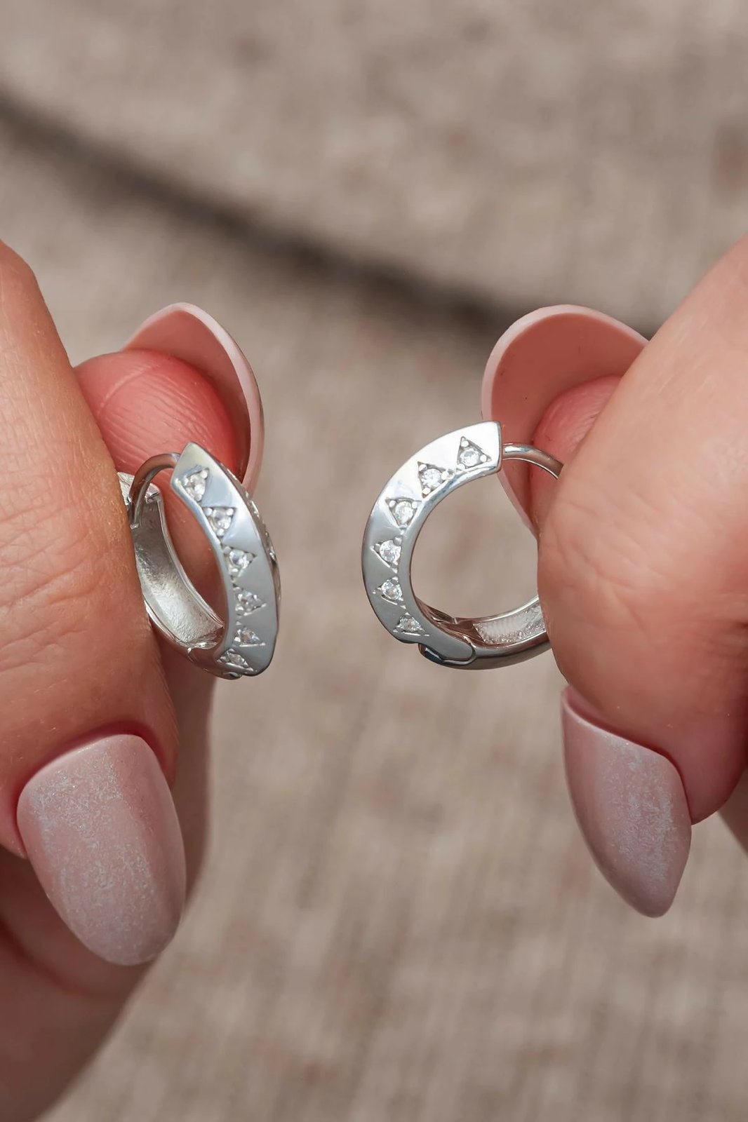 Vathë argjendi Jumeon, NRZ999401