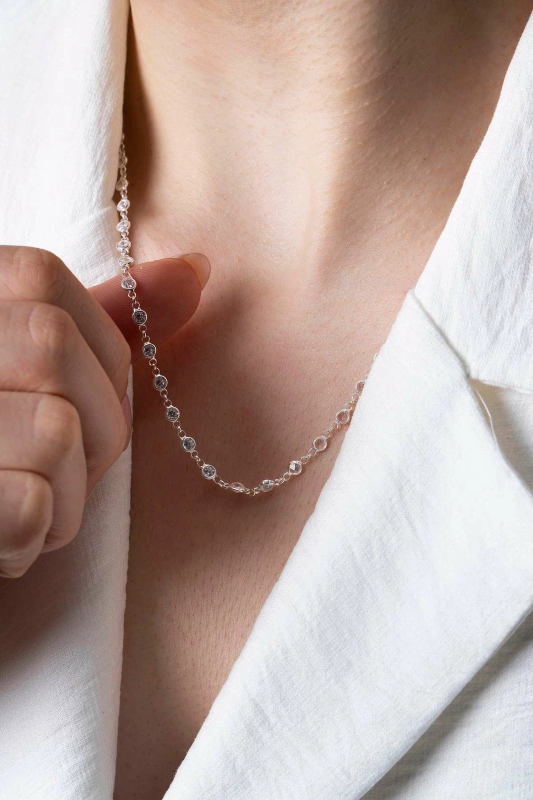 Varëse argjendi Jumeon, TFNY65228, e bardhë