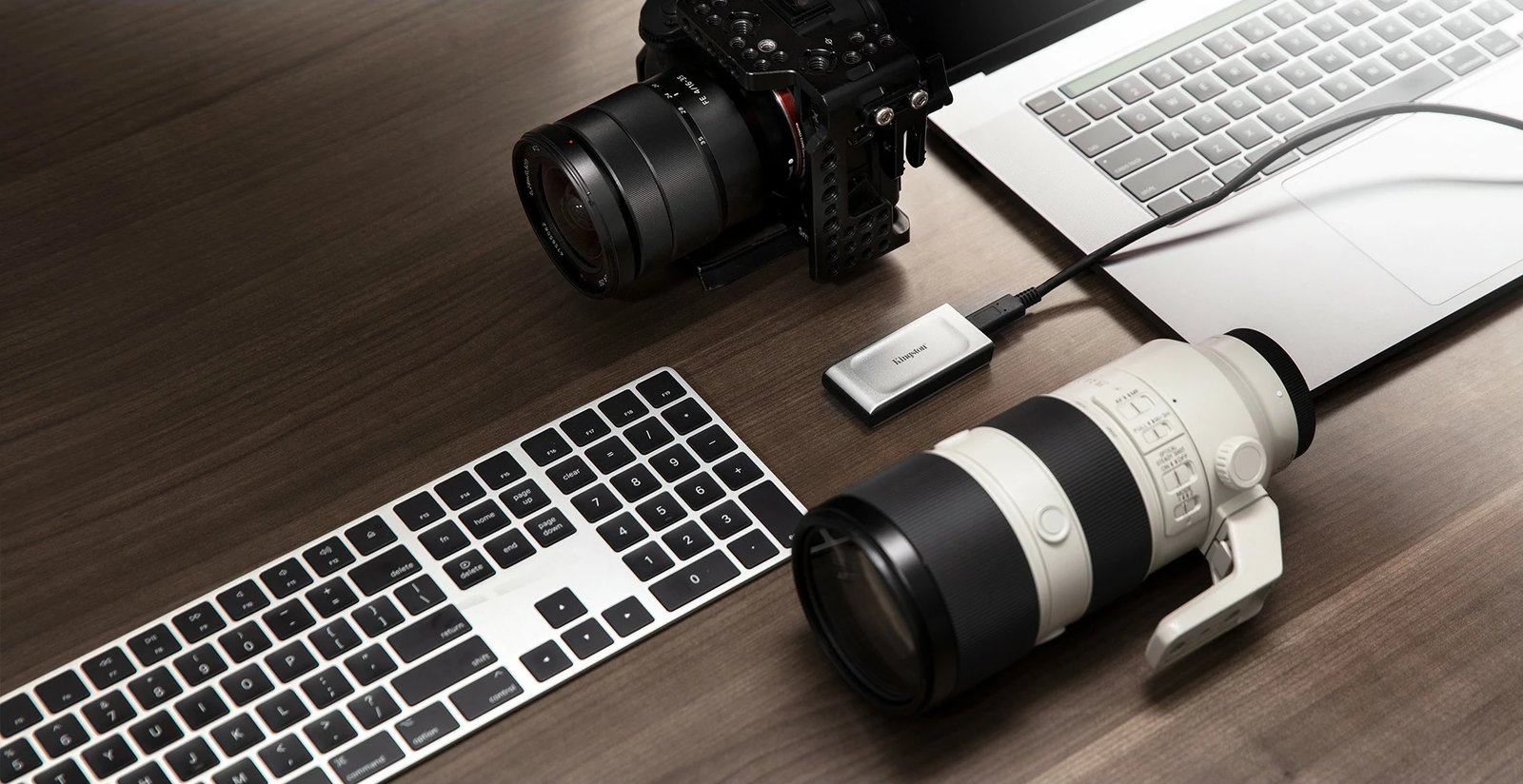 SSD portabël Kingston XS2000, 2 TB, USB Type-C, i zi, argjendtë