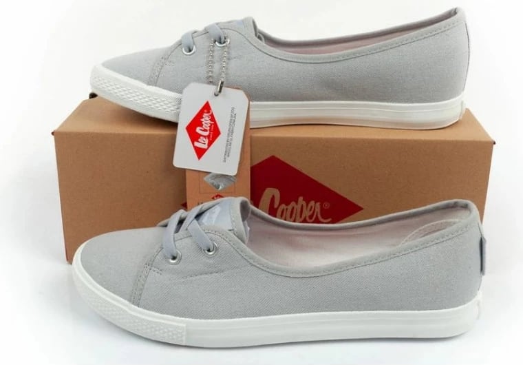 Këpucë femra Lee Cooper, të hirit