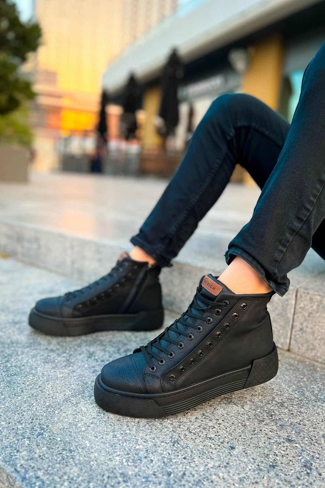 Këpucë për meshkuj, Chekich 167 GST Blazer