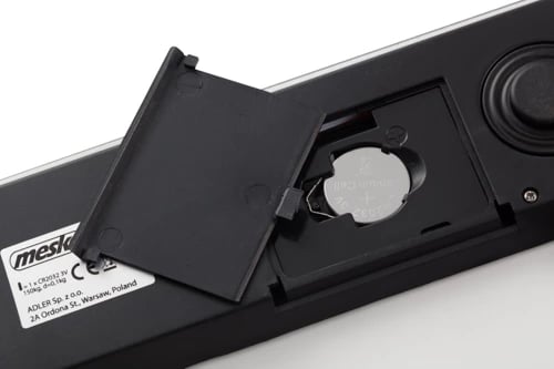 Peshore banjoje digjitale, Adler MS 8149, 150 kg, LCD, platformë qelqi 6 mm, e zezë