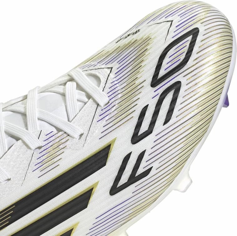 Çizme futbolli adidas për meshkuj, të bardha