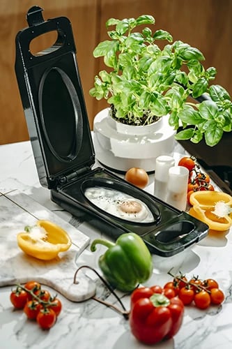Pajisje pjekjeje/grilli me dy anë, Adler AD 3066, 750W-900W, pllaka jo-ngjitëse 18x9cm, e zezë Pajisje pjekjeje/grilli me dy anë, Adler AD 3066, 750W-900W, pllaka jo-ngjitëse 18x9cm, e zezë