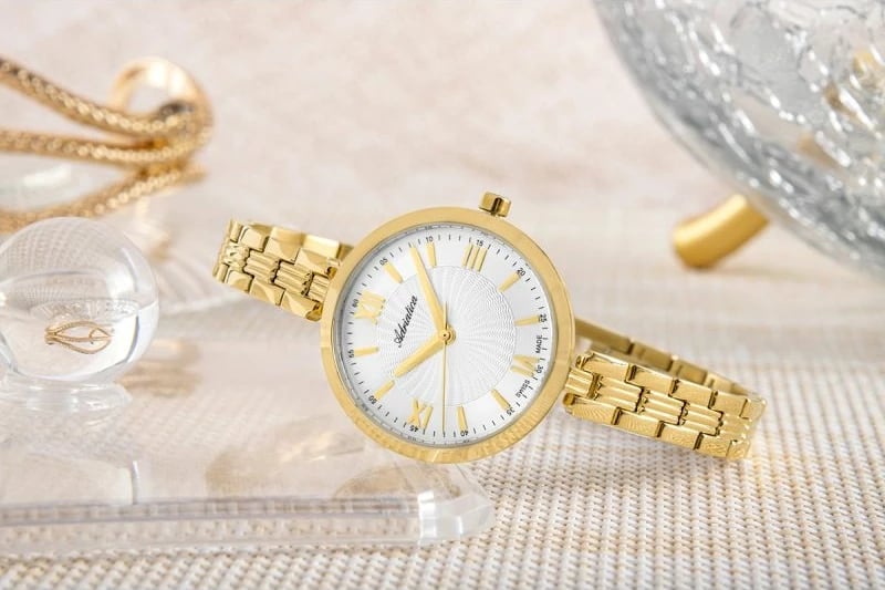 Orë dore për femra Adriatica, ari