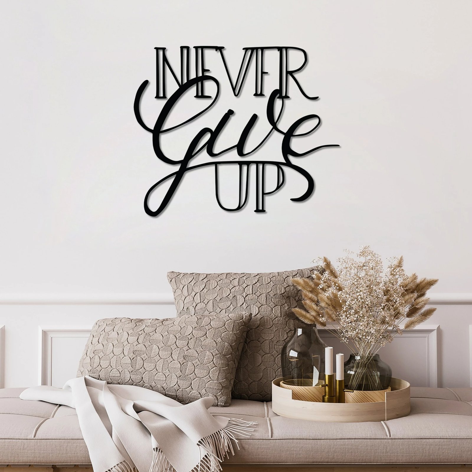 Aksesor dekorativ metalik për mur, Never Give Up
