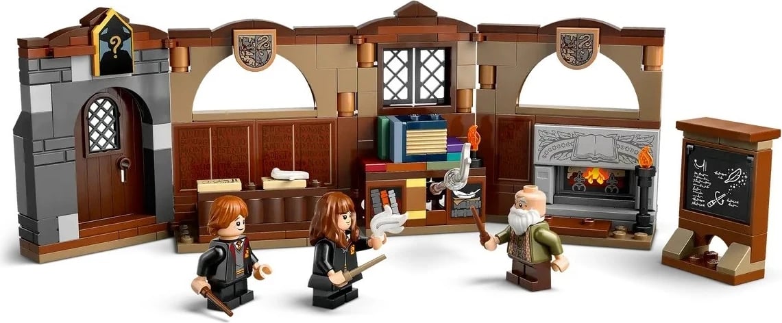 Set LEGO Harry Potter 76442, Hogwarts Castle - Charms Class Set LEGO Harry Potter 76442, Hogwarts Castle - Charms Class