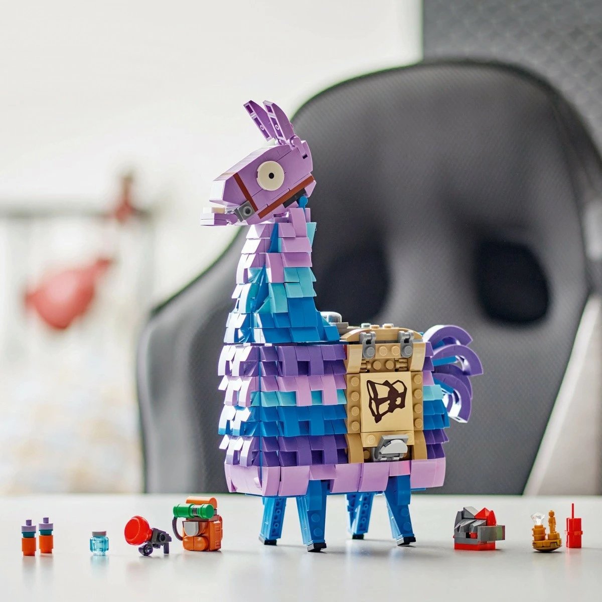 Set LEGO Fortnite Supply Lama 77071, 691 pjesë, për fëmijë 12+, shumëngjyrësh