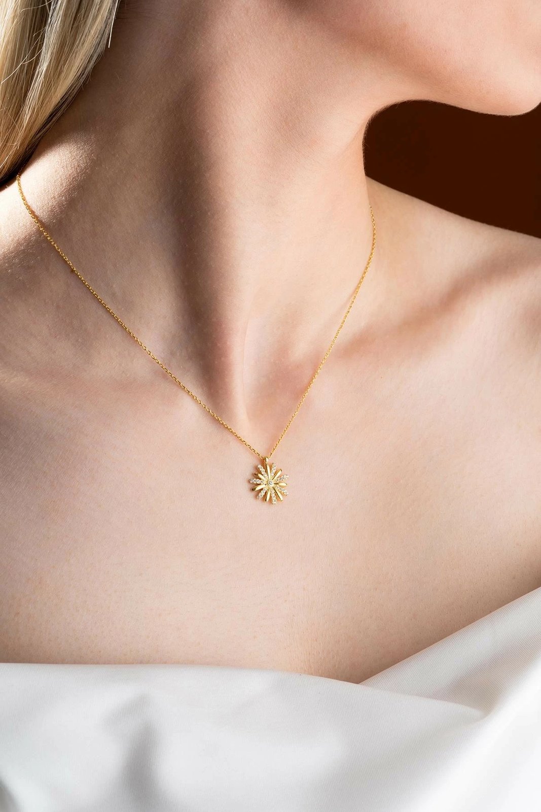 Qafore argjendi, ngjyrë ari, Jumeon, NRZ999101