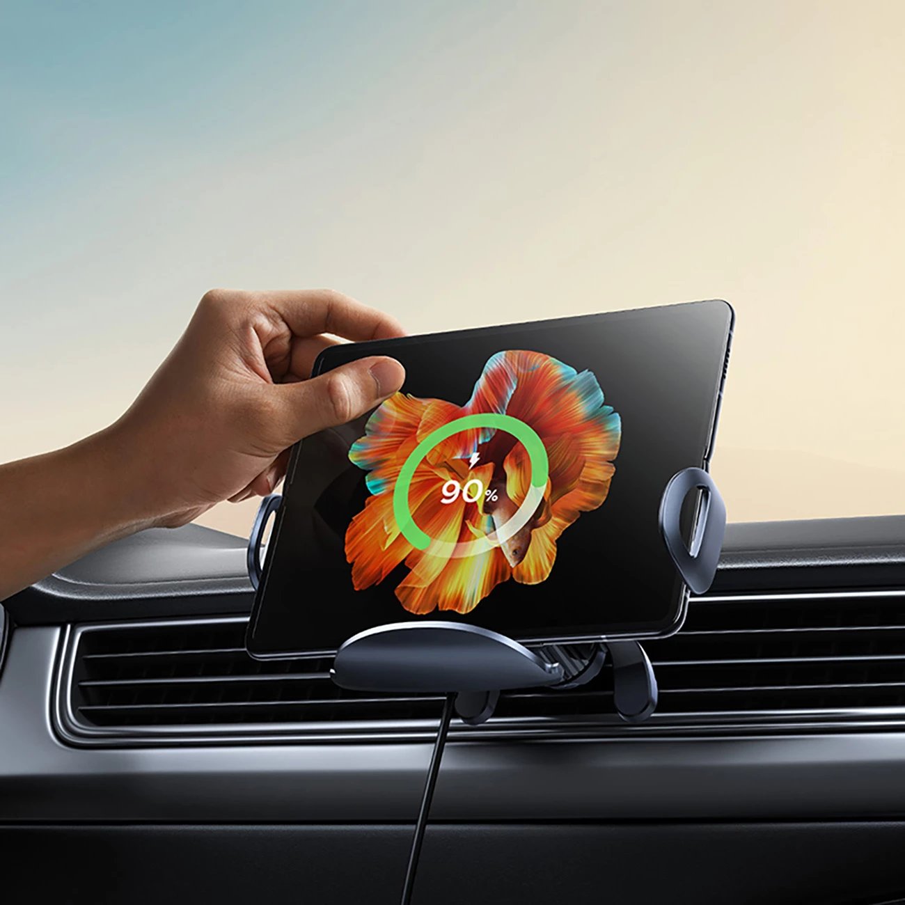 Mbajtës elektrik Baseus LightChaser BS-CM029 me karikues pa tela 15W, për veturë, i zi