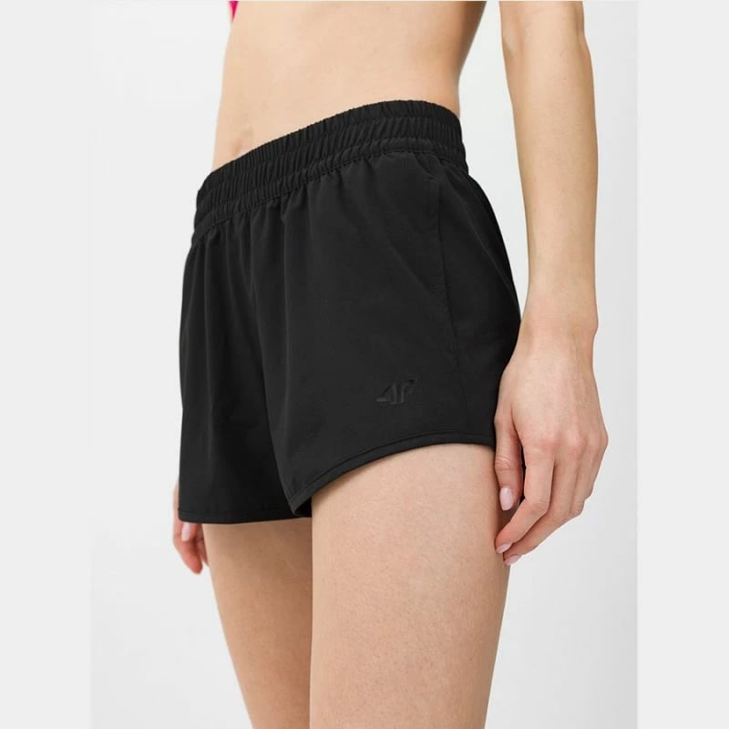Shorce për femra 4F, të zeza