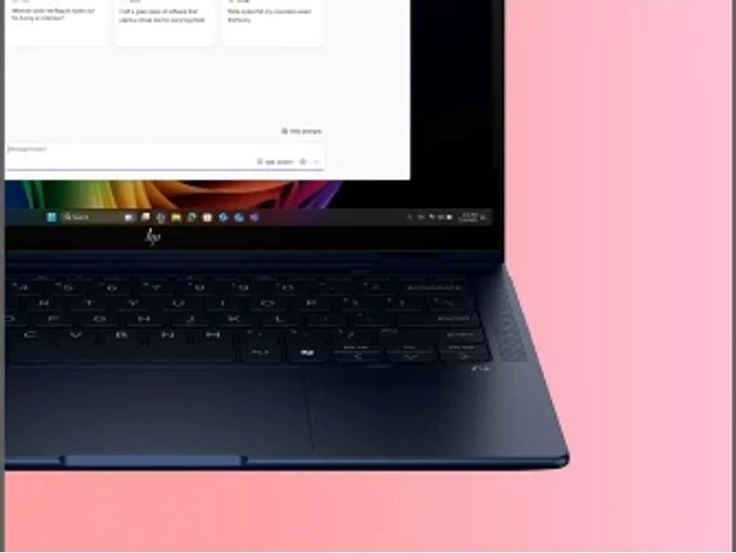 Laptop HP EliteBook X Flip G1i Ultra 7 258V, 14" 2.5K Touch, 32GB RAM, 1TB SSD, Windows 11 Pro, Kaltër