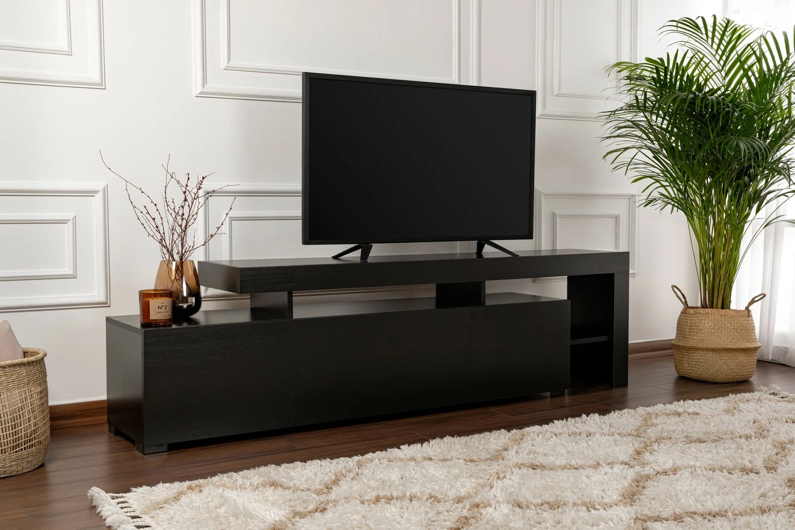 Komodë për TV Hanah Home, Beliz, ngjyrë dru e zezë