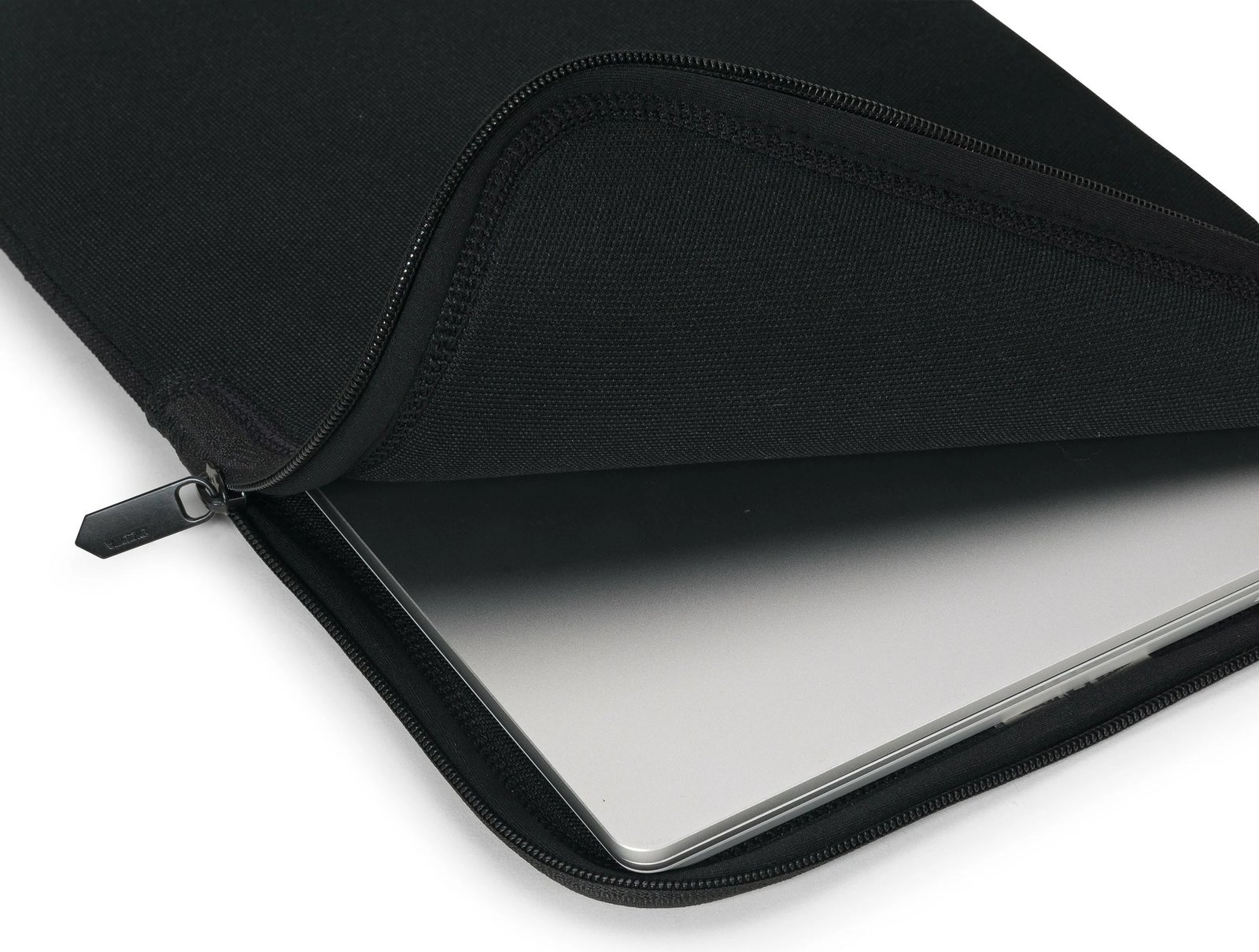 Mbështjellës DICOTA D31995-DFS, 15", zi