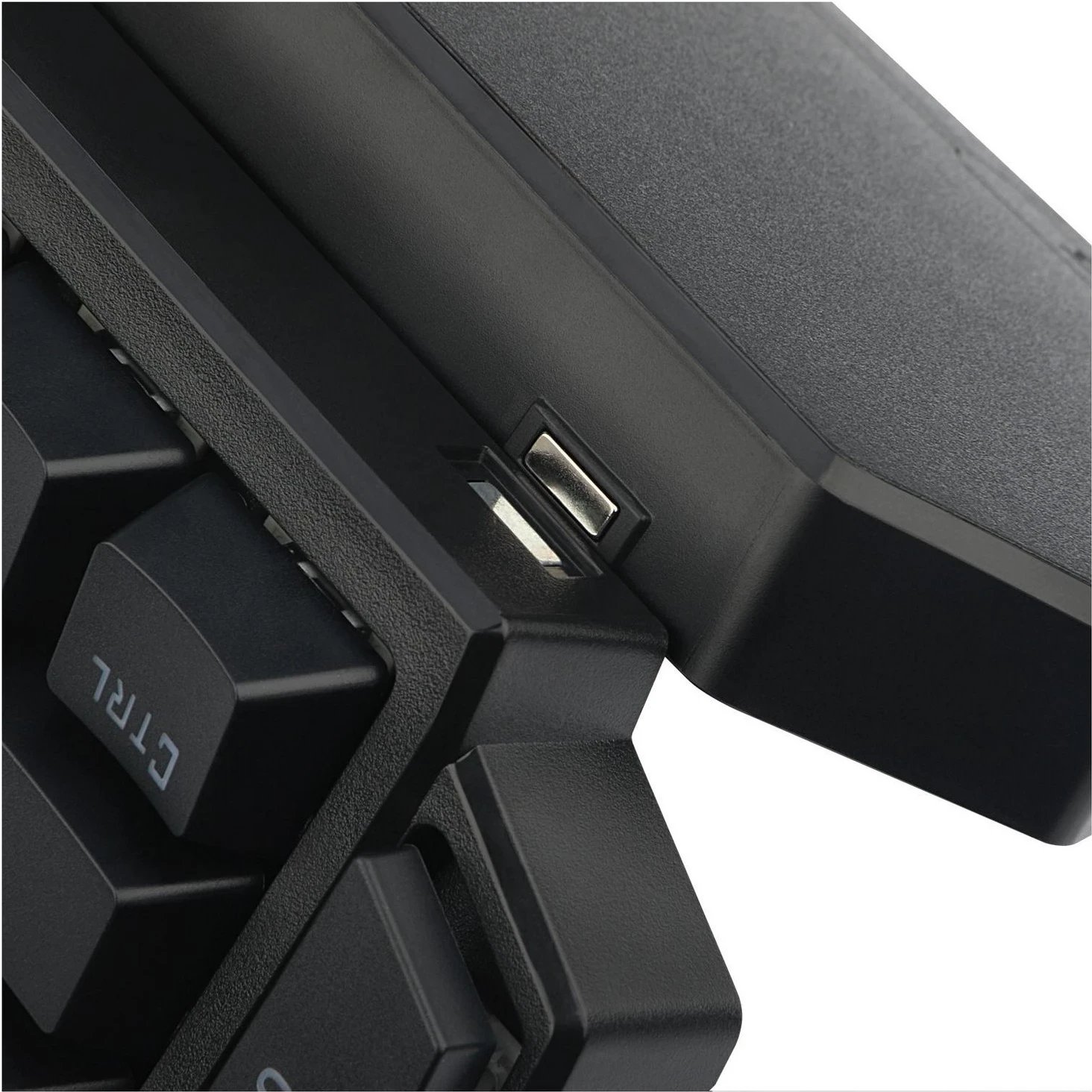 Tastierë për një dorë Redragon K585 DITI, me RGB
