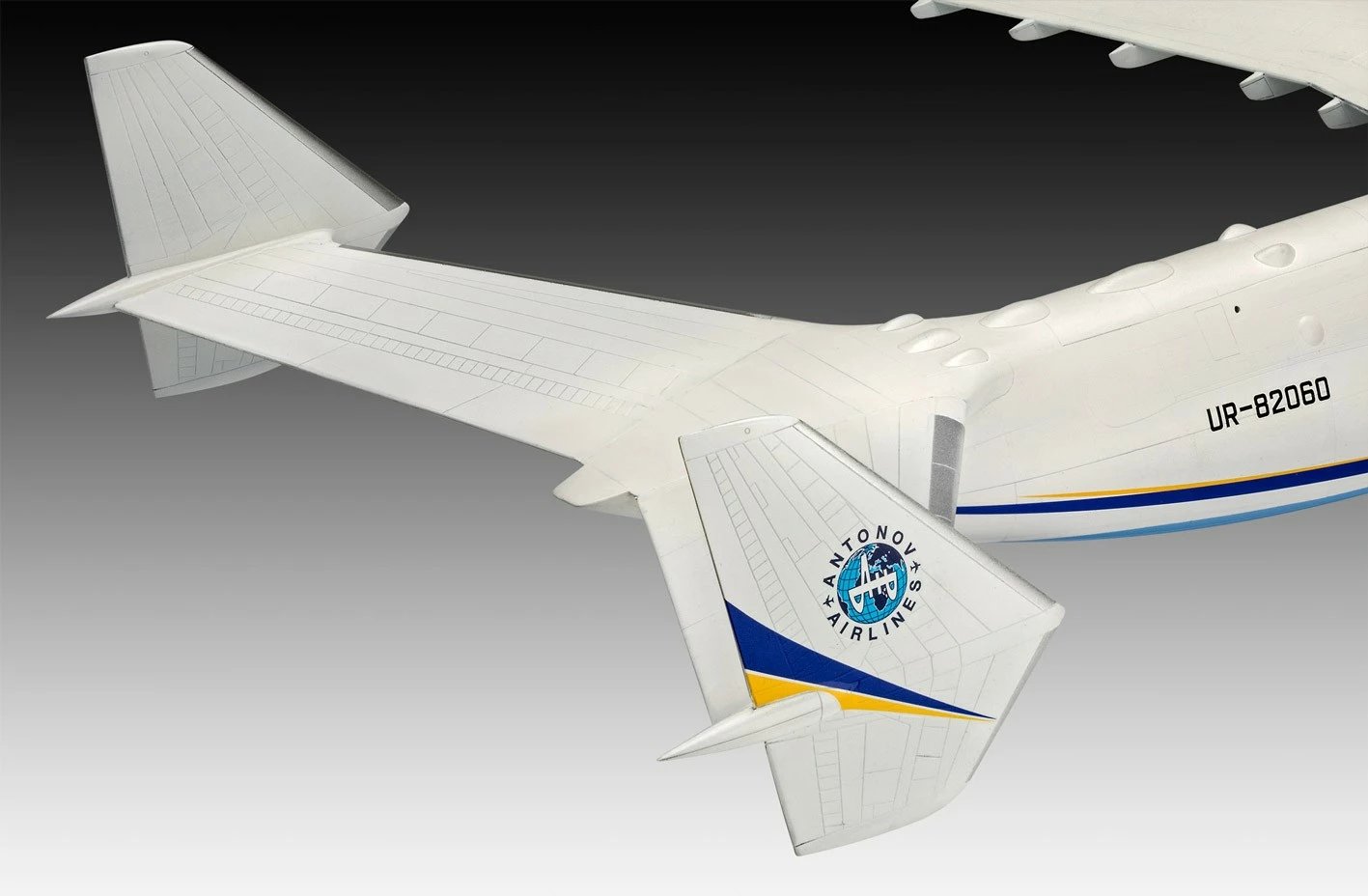 Model plastik Revell Antonov AN-225 Mriya, 1:144, 227 pjesë Model plastik Revell Antonov AN-225 Mriya, 1:144, 227 pjesë