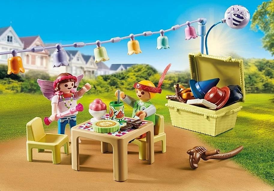 Set figurina Playmobil My Life 71451, 64 pjesë, për festa me kostume