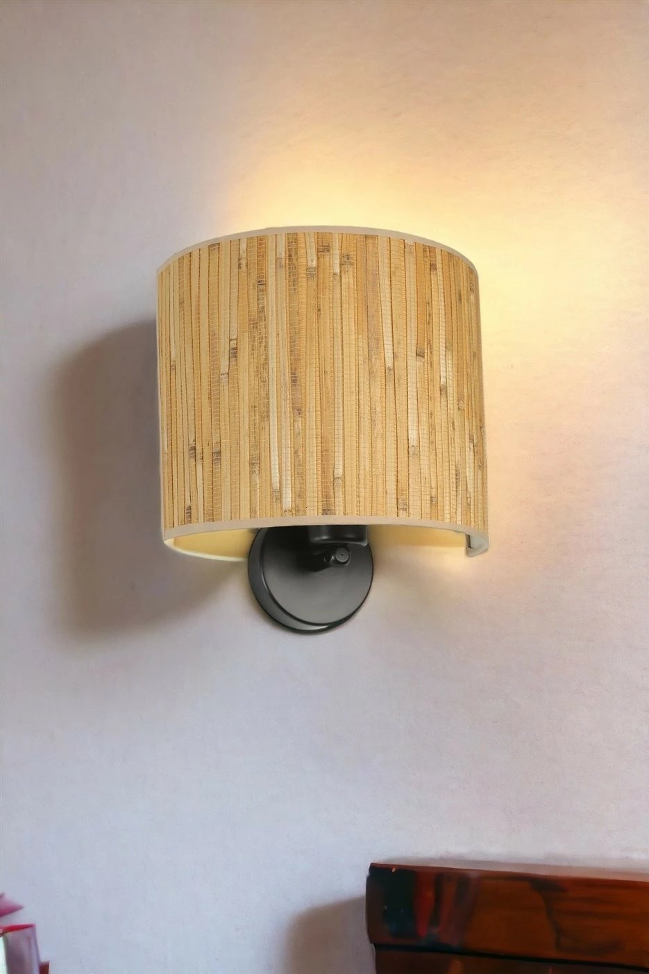 Llambë muri Opviq, 8858-8, ngjyrë lisi dhe e zezë