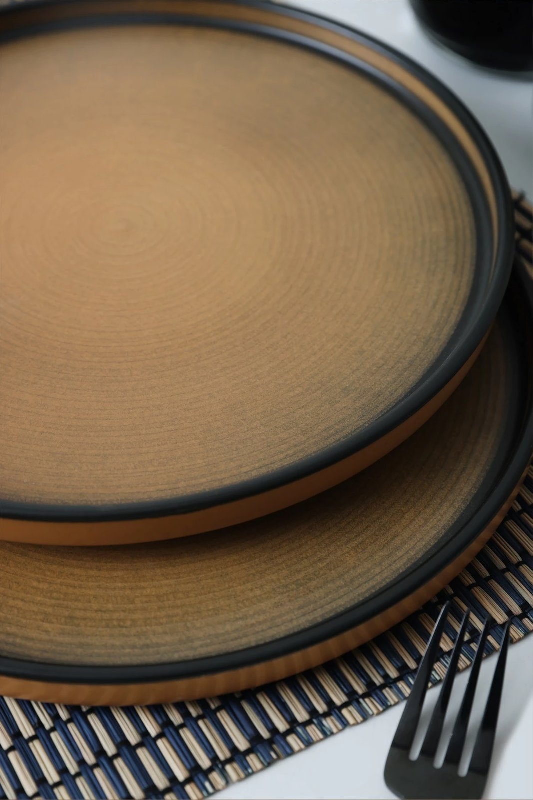 Set pjatash shërbimi, 6 copë, ngjyrë camel, Hermia Concept, X00018265 Set pjatash shërbimi, 6 copë, ngjyrë camel, Hermia Concept, X00018265