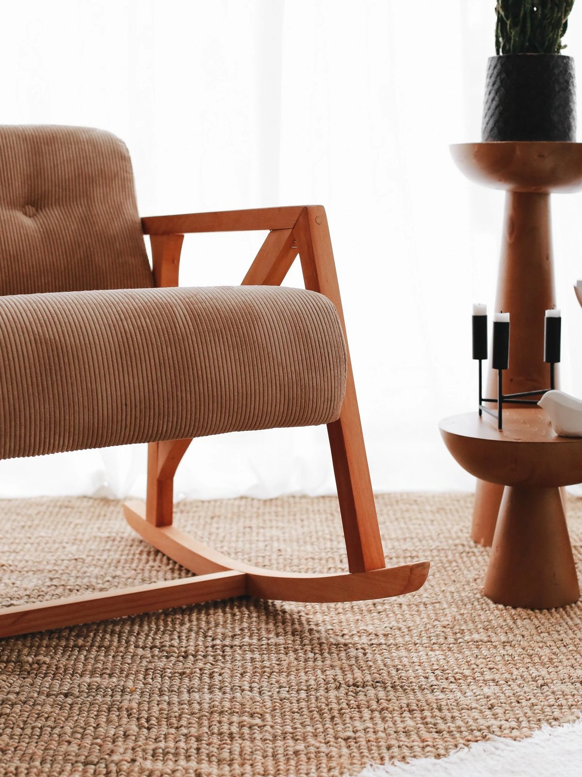 Karrige sallanan Wing, Atelier del Sofa, Nini, ngjyrë camel