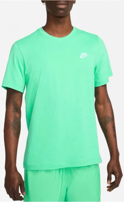 Maicë Nike për meshkuj