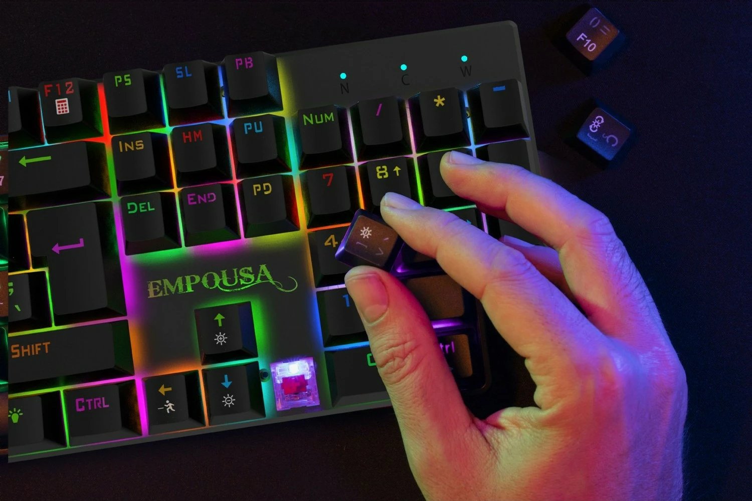 Tastierë gaming Incase IKG-443 mekanike, RGB, full-size, e zezë