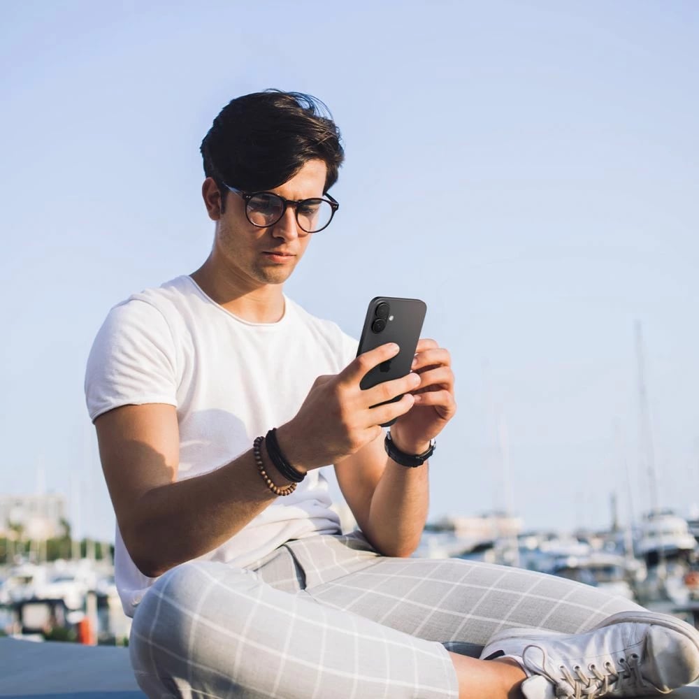 Mbrojtës xhami për kamerë Spigen Glass tR EZ Fit Optik Pro për iPhone 16 Plus, 2 copë, Zi