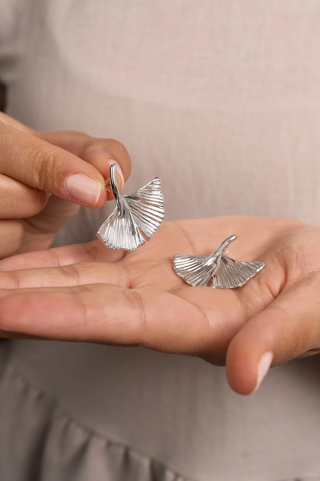 Vathë metalik ngjyrë argjendi, Elika Silver, ELKGC68328