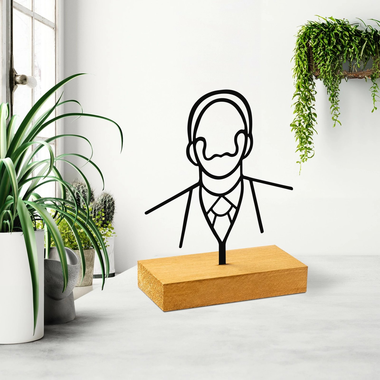 Objekt dekorativ Aberto Design, Dali, ngjyrë druri dhe e zezë