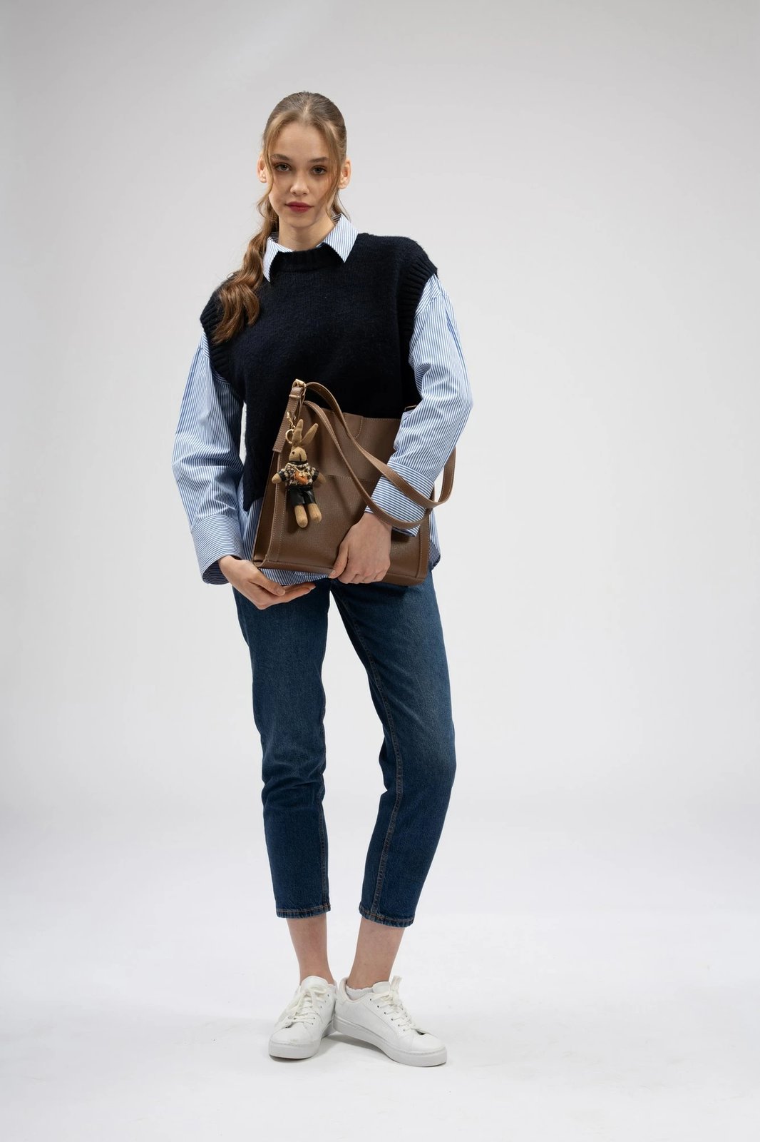 Çantë tote Lucky Bees, ngjyrë mink, 352