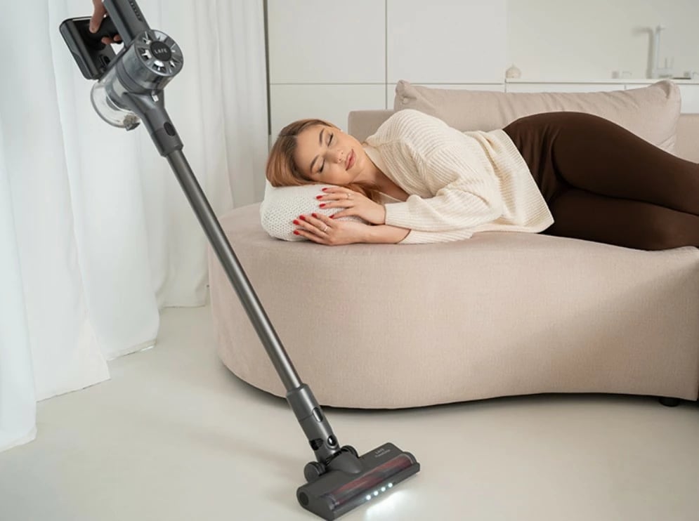 Fshesë vertikale pa kabllo, Lafe, PowerGlide 200W BLDC, 22 kPa, 0.5 L, deri 35 min, 2200 mAh, e zezë