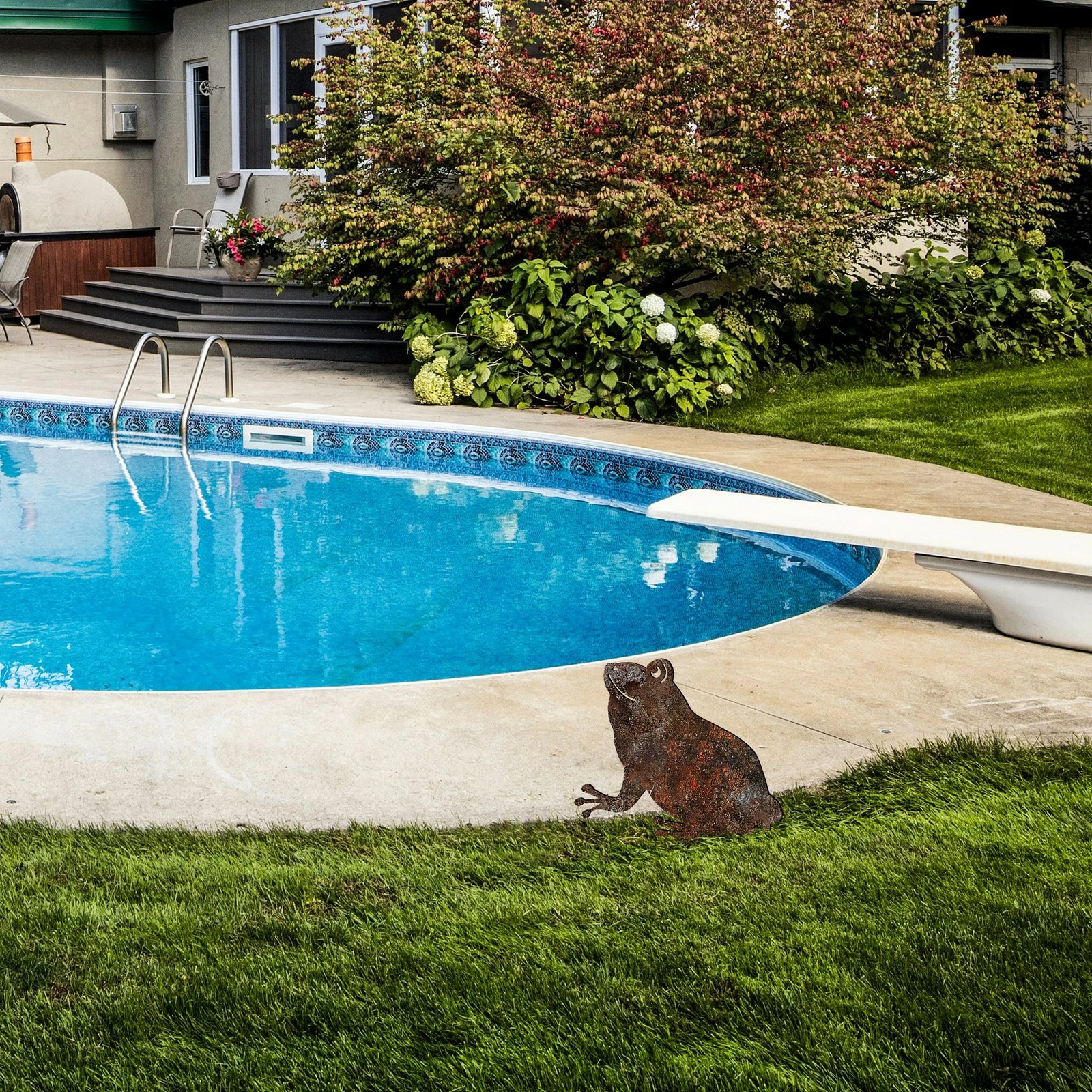 Objekt dekorativ kopshti, dizajn Aberto, bretkosë, A 01 Objekt dekorativ kopshti, dizajn Aberto, bretkosë, A 01