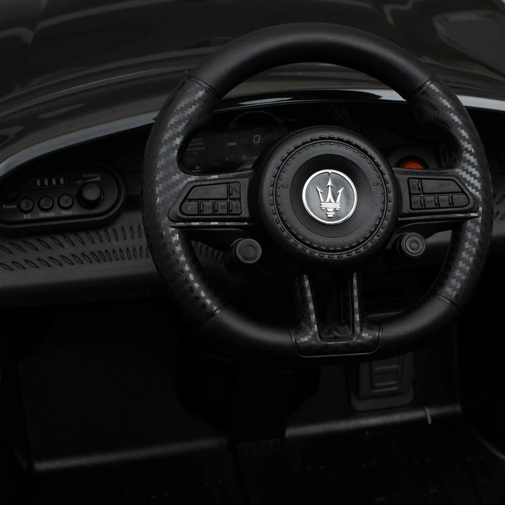 Makina lodër elektrike, BABY MIX, Maserati GranTurismo, 12V 4.5Ah, 2×45W, telekomandë 2.4G, Bluetooth, rrota EVA, sedilje eco-lëkurë, e zezë