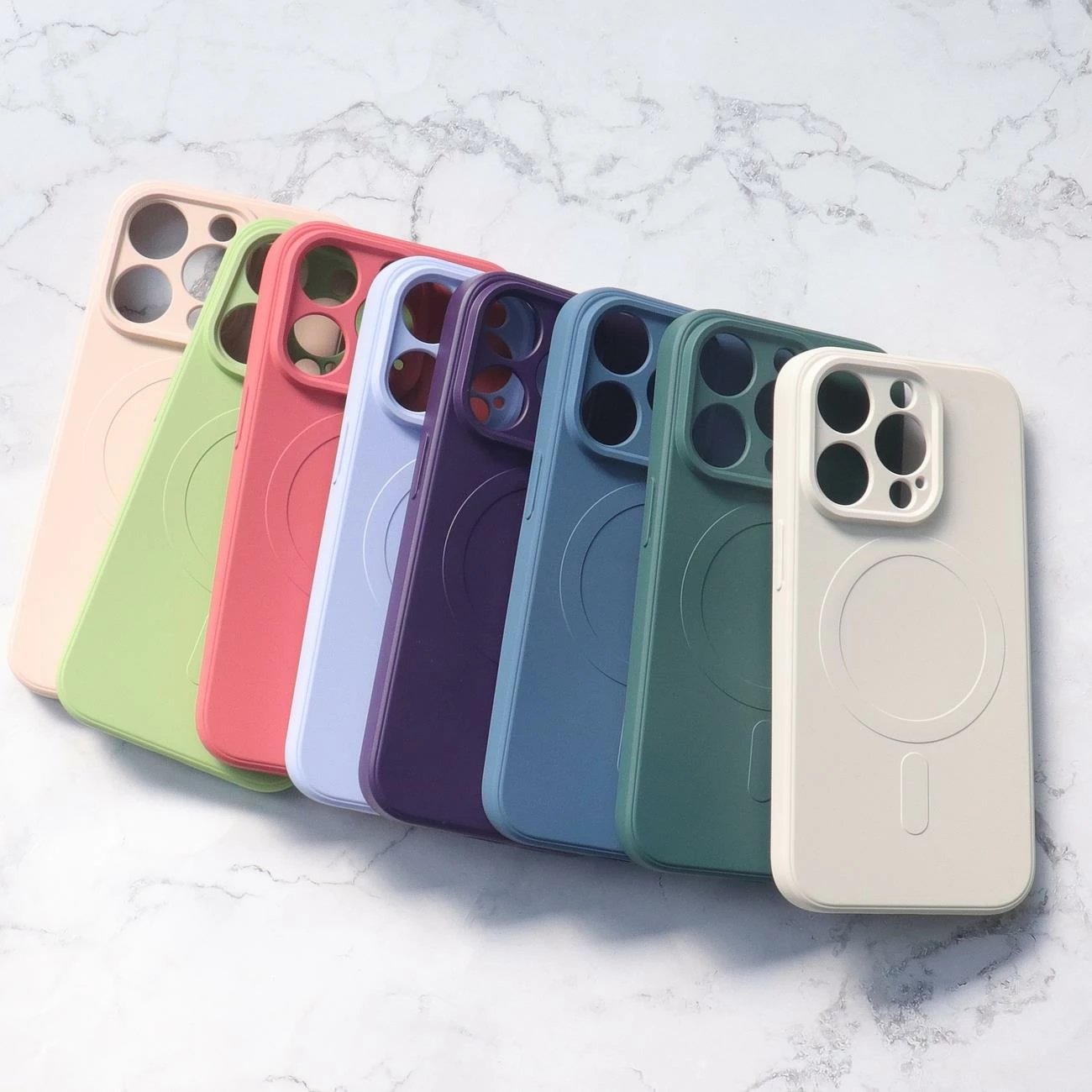 Mbështjellës silikon për iPhone 15 Plus Hurtel, MagSafe, Blu