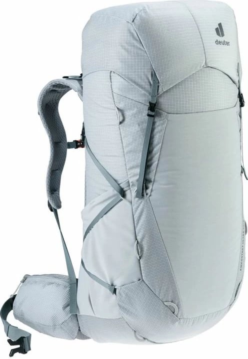 Çantë shpine Deuter, për meshkuj dhe femra Çantë shpine Deuter, për meshkuj dhe femra