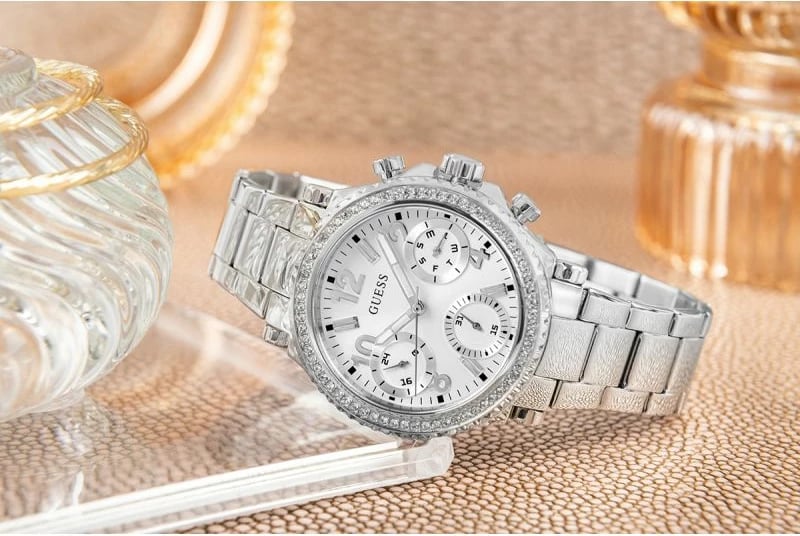 Orë dore Guess për femra, argjend