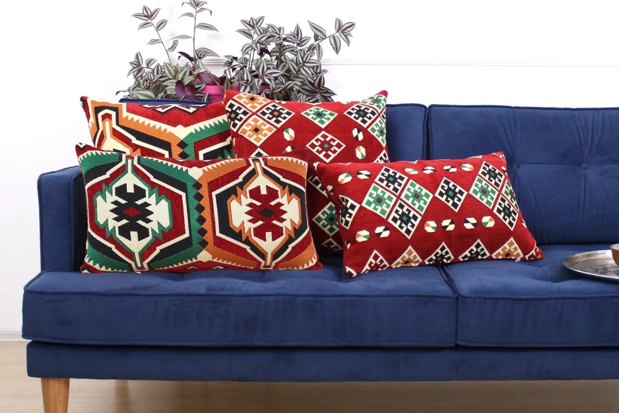 Jastëk dekorativ Esmeli, shumëngjyrësh, Evila Originals, 58x33cm