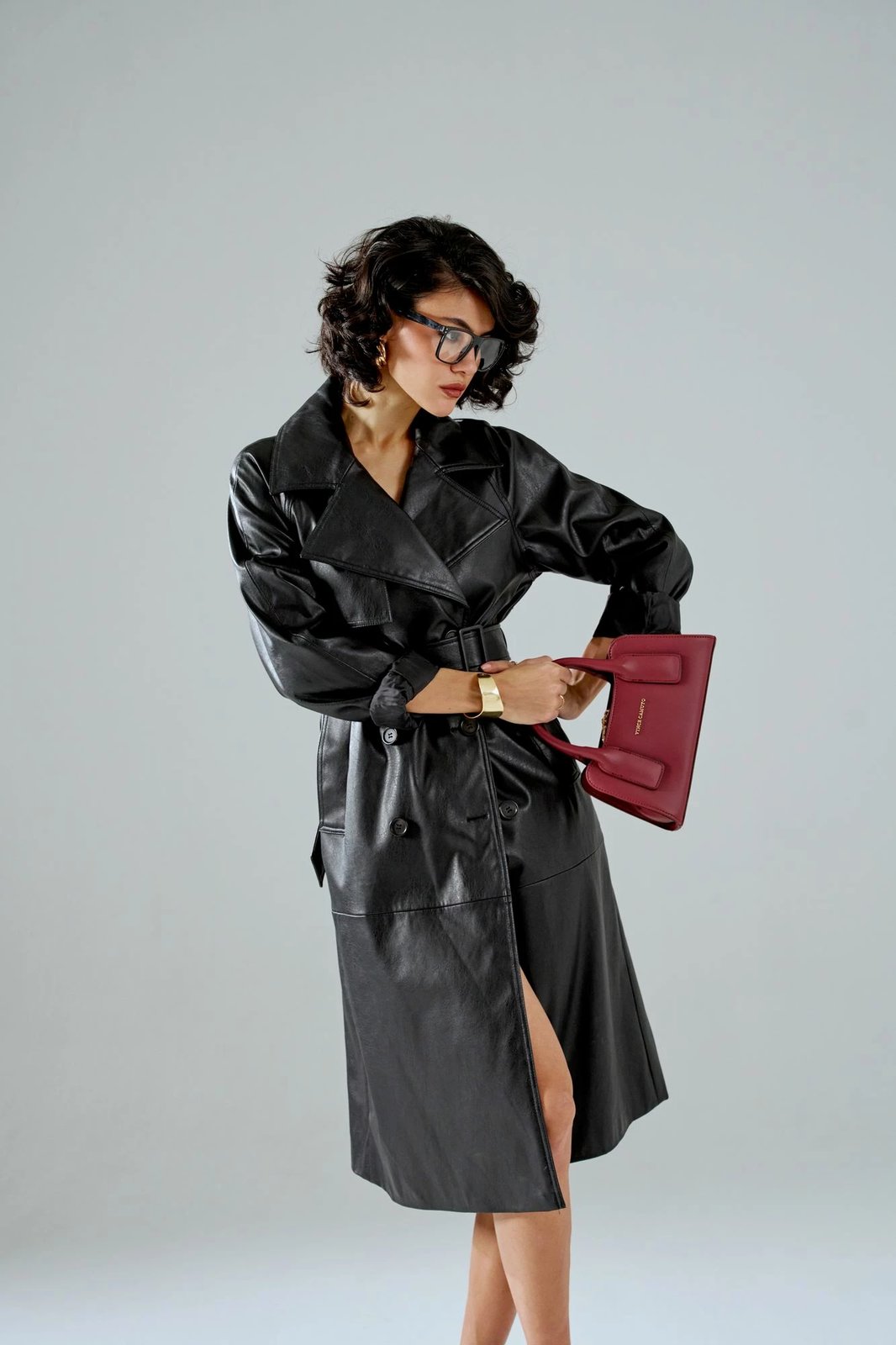 Çantë dore Vince Camuto, Bergamo, ngjyrë e kuqe claret