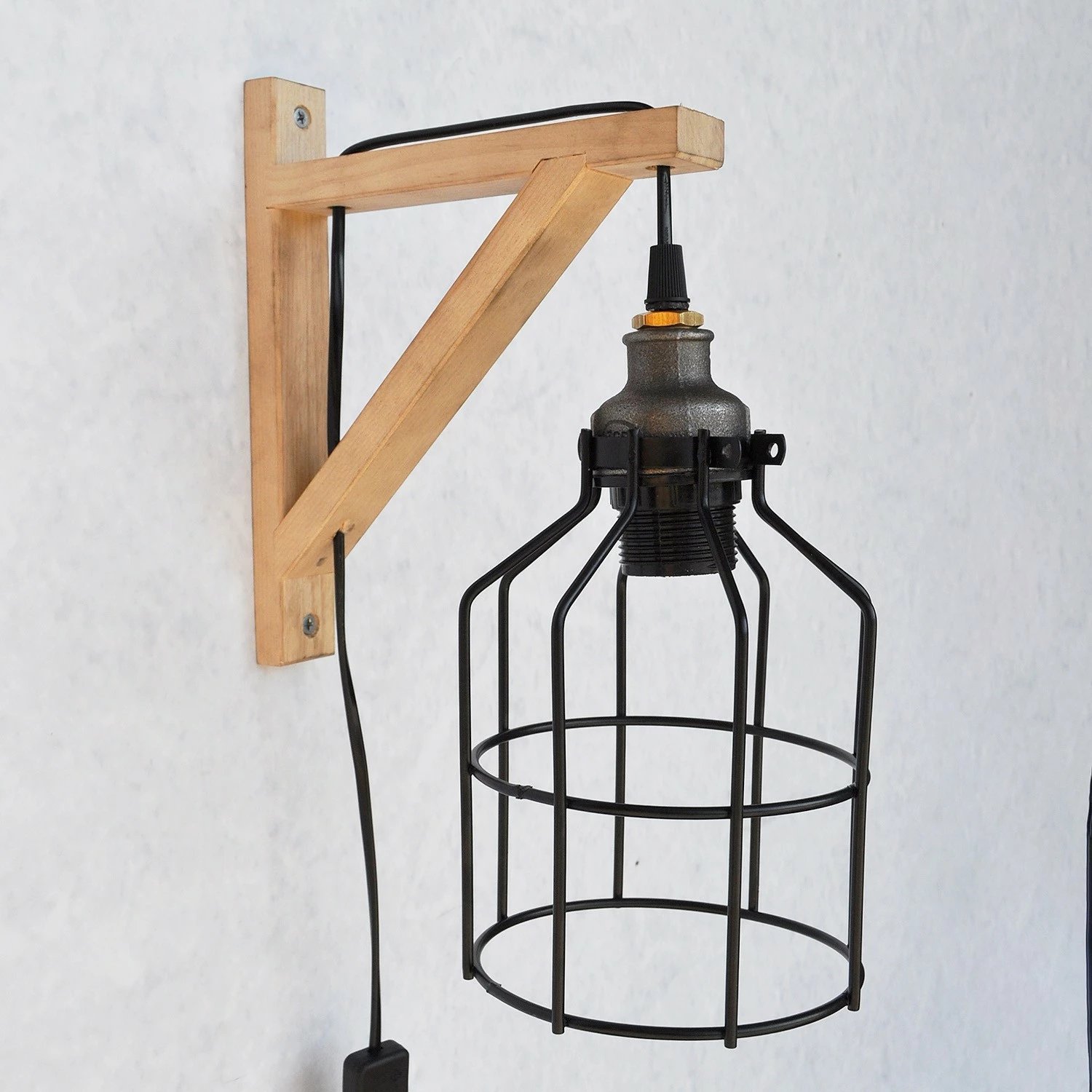 Llambë muri Opviq, Pp127, ngjyrë e zezë Llambë muri Opviq, Pp127, ngjyrë e zezë