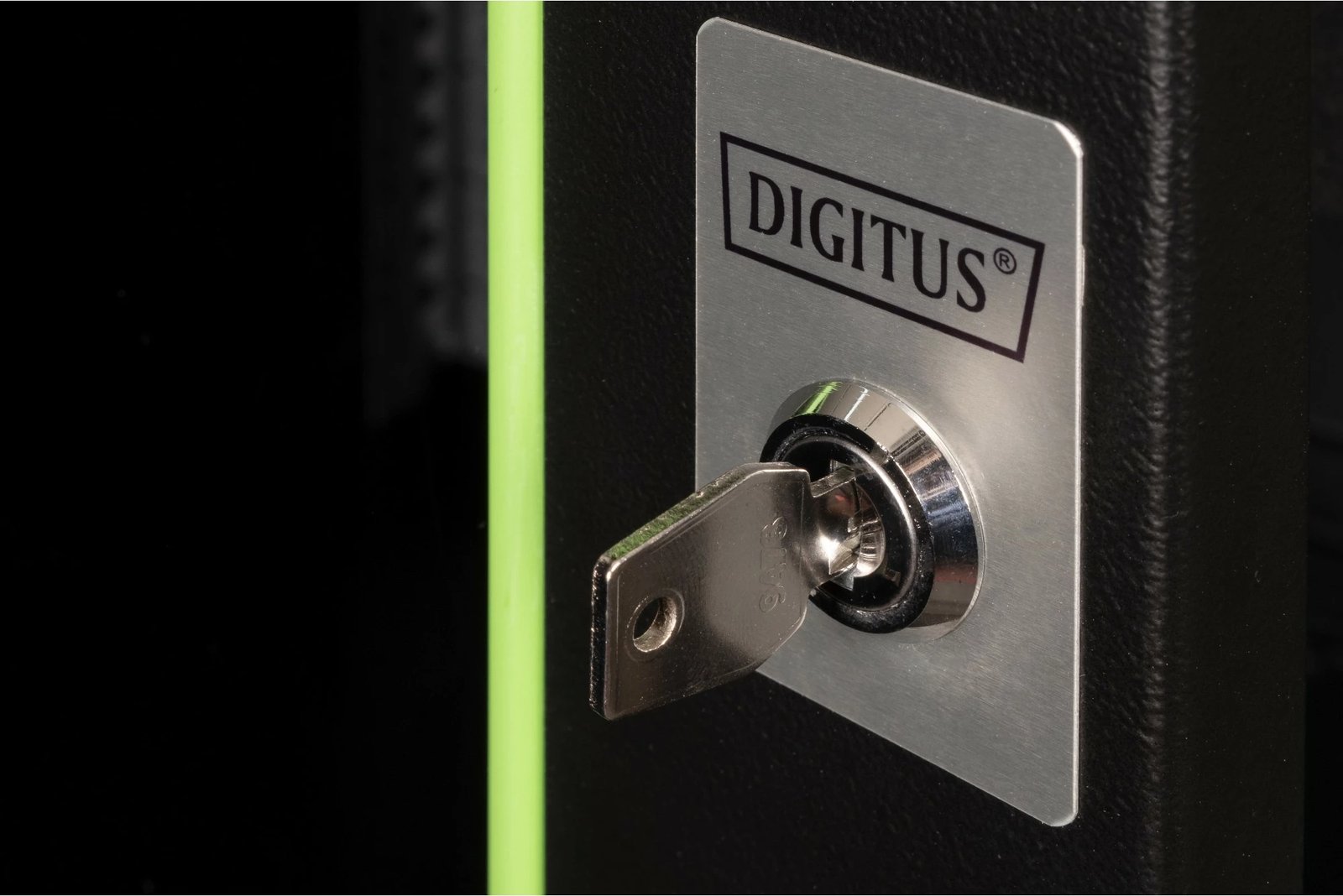 Kasë rrjeti Digitus Unique Series 16U, 600x600 mm, derë xhami, e zezë