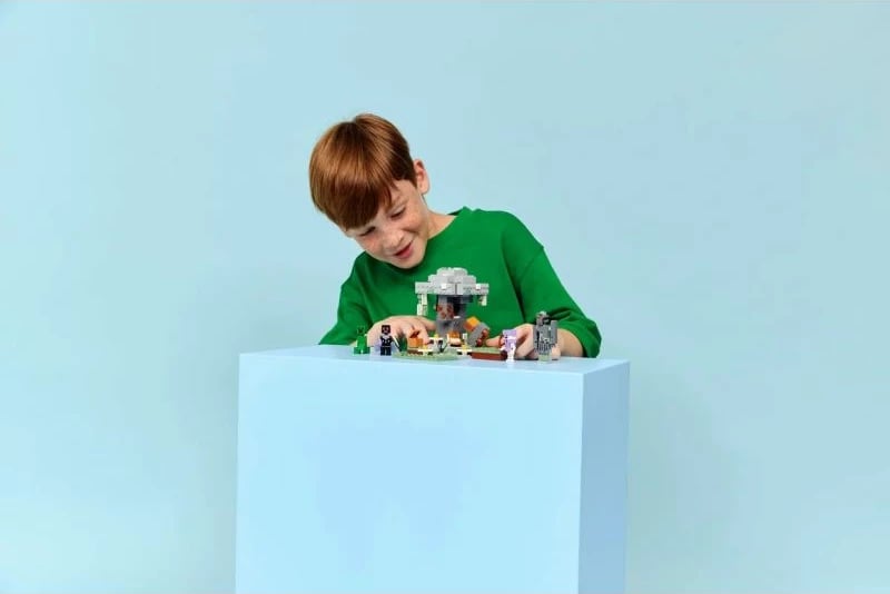 Lego set Minecraft për fëmijë