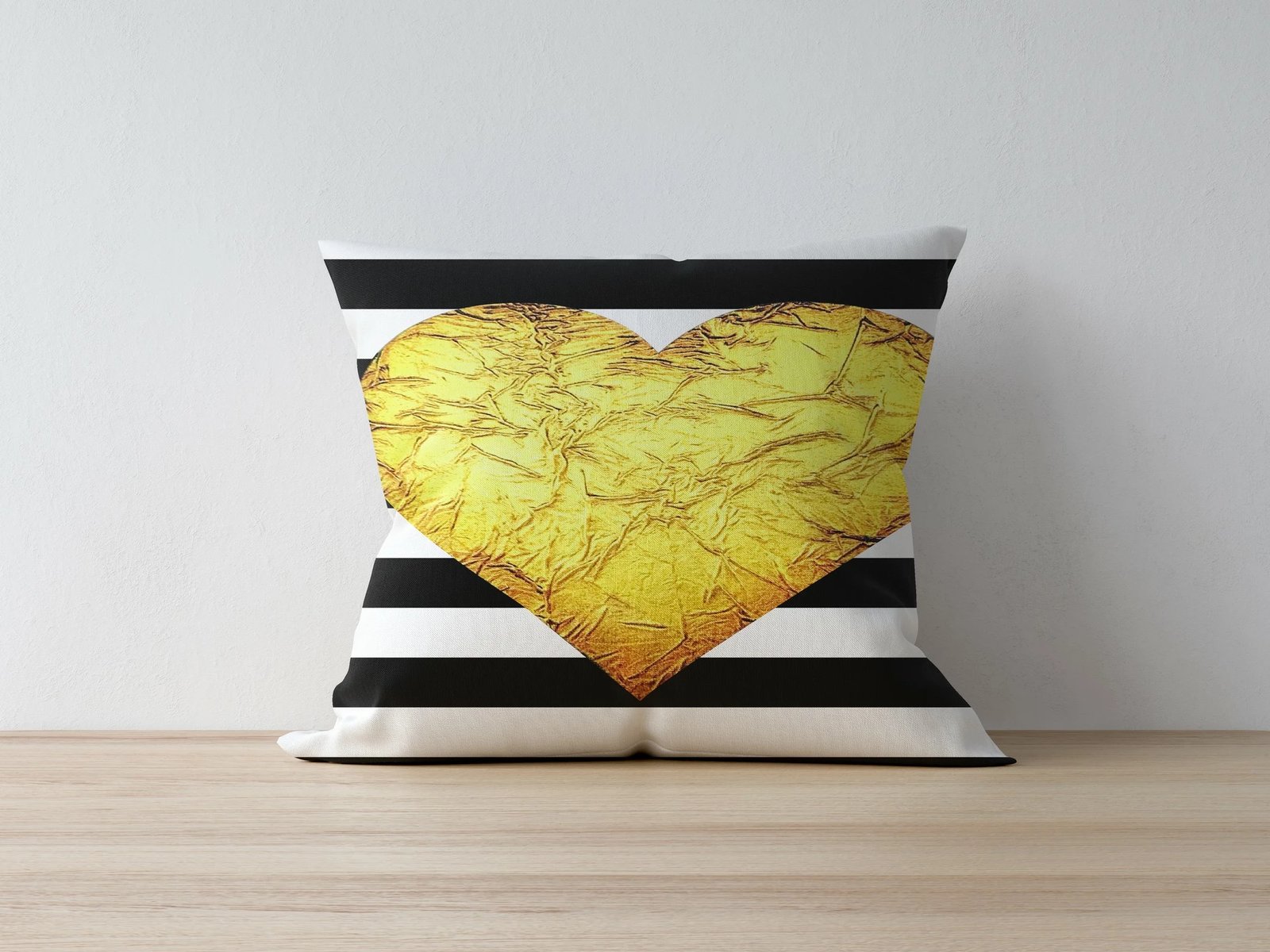 Jastëk dekorativ, mbulesë, shumëngjyrëshe, zemër e artë, Evila Originals, a1138, 43x43cm