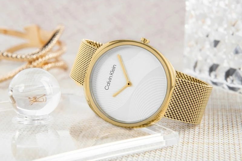 Orë dore femra Calvin Klein, ari