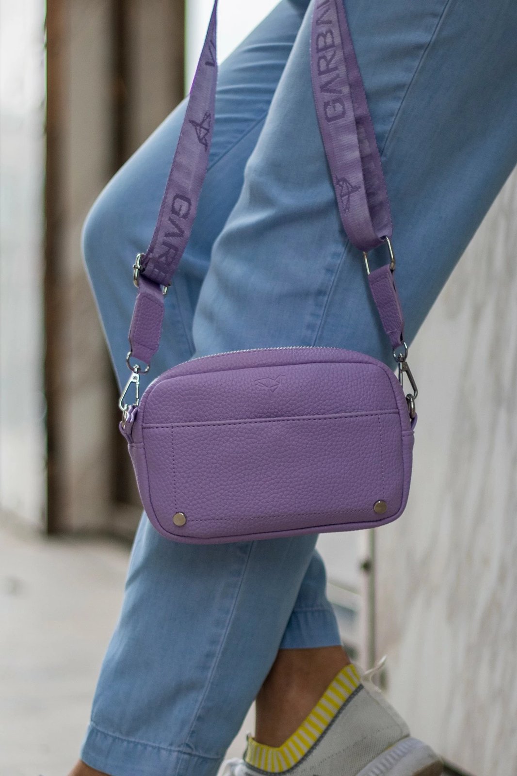 Çantë shpatulle ngjyrë lejla, Zoozie Bags, West