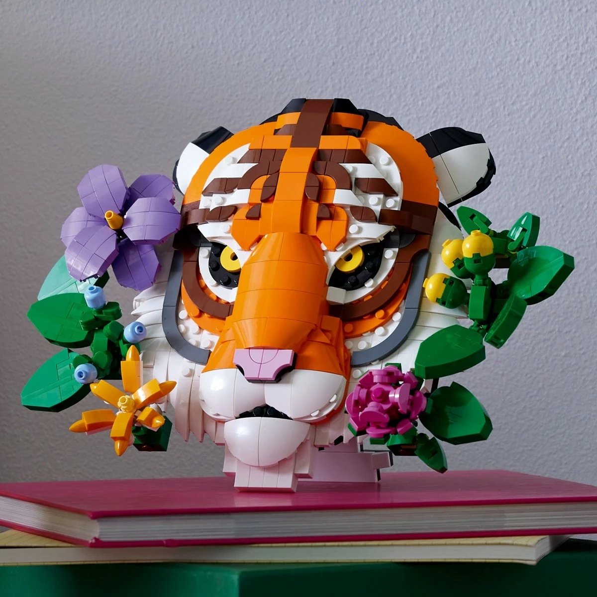 Set ndërtimi LEGO Art Collection Animals Tiger 31217, 744 pjesë, dekor për të rritur