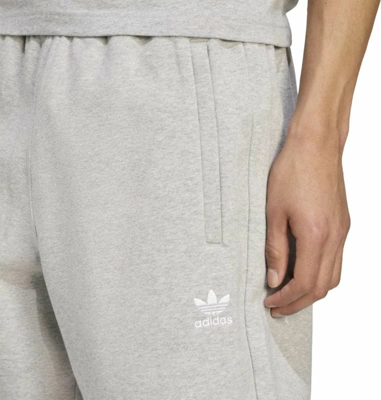 Shorce adidas për lifestyle