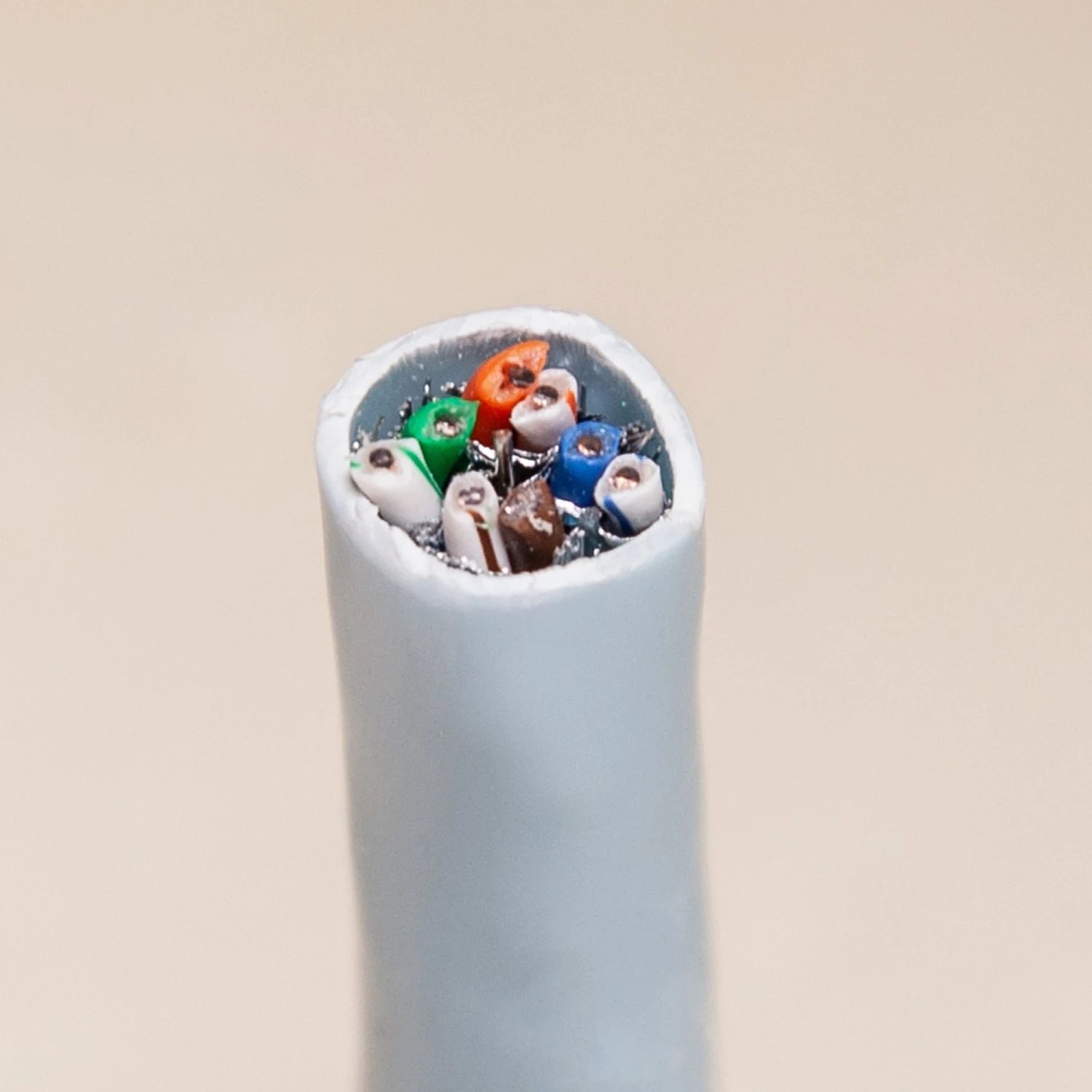 Kabllo rrjeti Unitek, kat.6a, 305m