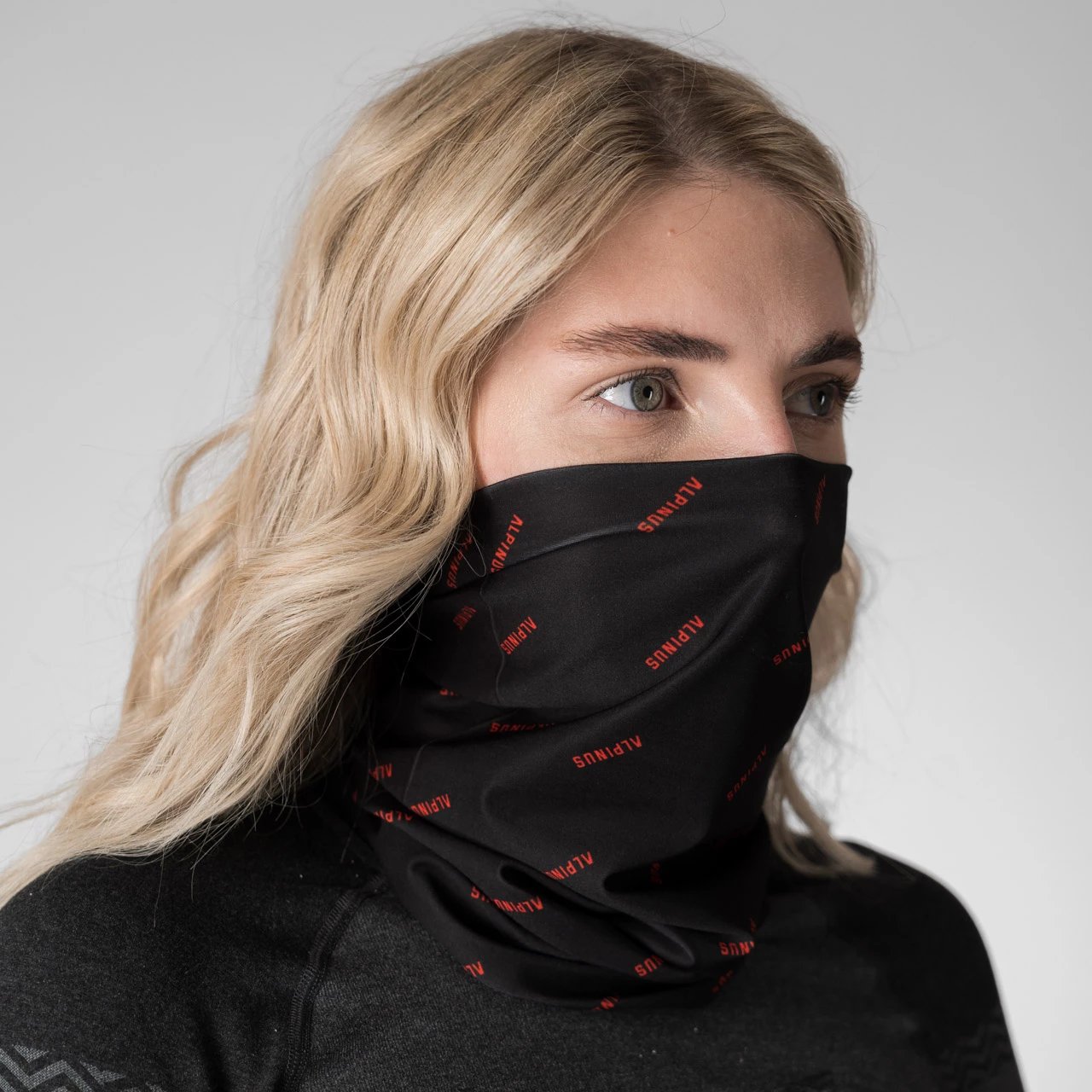 Komin Alpinus unisex, i zi